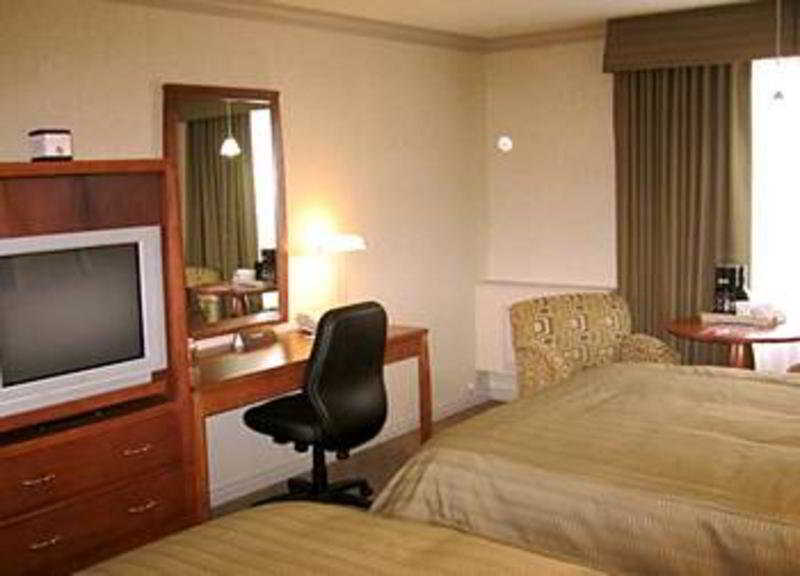Sandman Hotel & Suites Winnipeg Airport Quarto foto